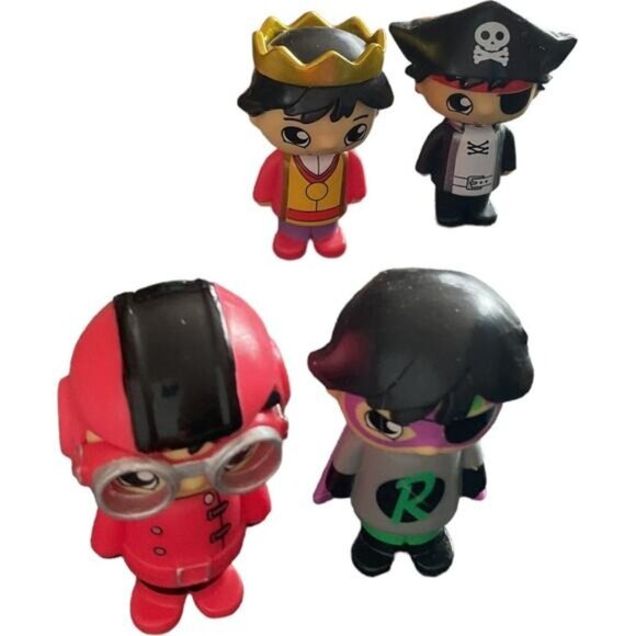 Ryans World 10 Piece Action Figure Set Featuring Pirate Ninja Robot & Shark - Picture 6 of 9